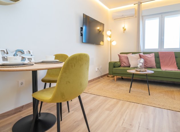 Resale - Apartment / Flat * - Ciudad Quesada *