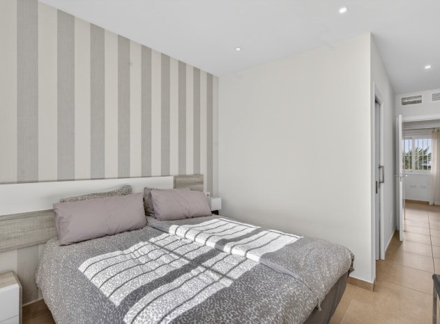 Herverkoop - Appartement - Torrevieja - Aguas Nuevas