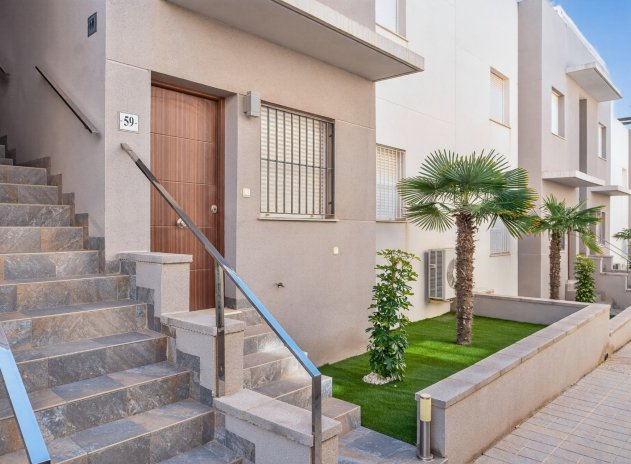 Herverkoop - Appartement - Torrevieja - Aguas Nuevas