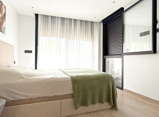 Herverkoop - Villa - Orihuela Costa - Villamartín