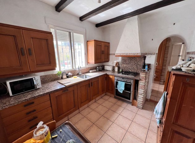 Herverkoop - Finca / Plattelands Woning - Cartagena