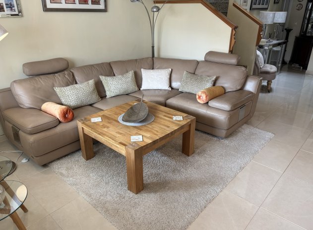 Herverkoop - Rijwoning - Heredades