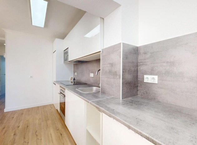 Reventa - Apartamento / Piso - Villamartin - Villamartín