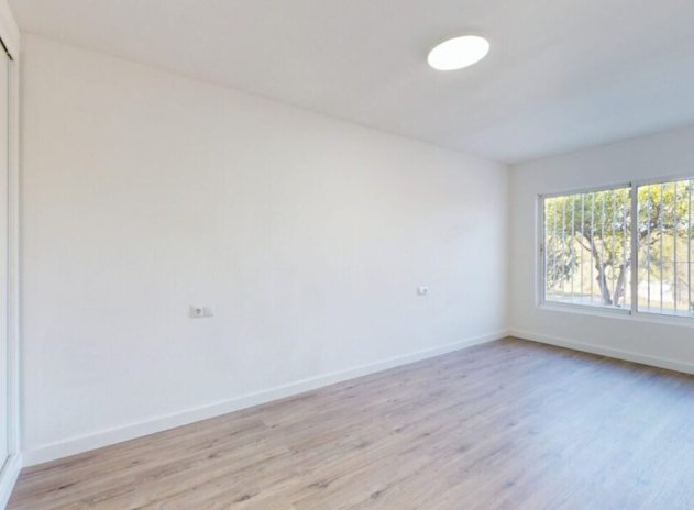 Reventa - Apartamento / Piso - Villamartin - Villamartín