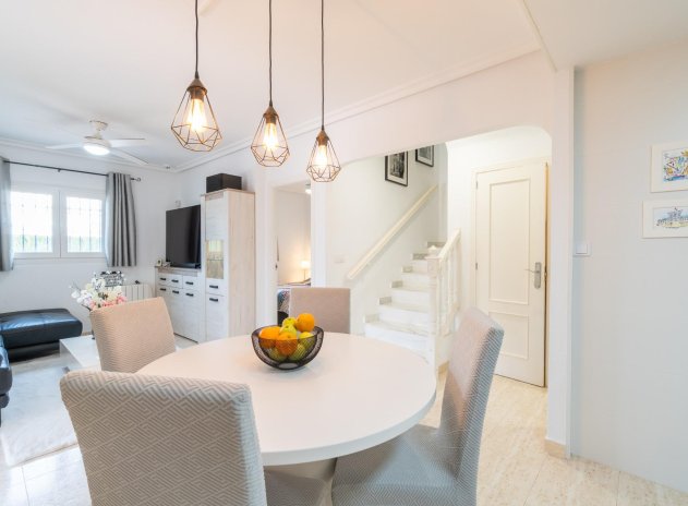 Reventa - Villa - Orihuela Costa - Zeniamar-Horizonte-La Campana