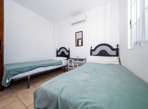 Reventa - Villa - Playa Flamenca - Sportcentre