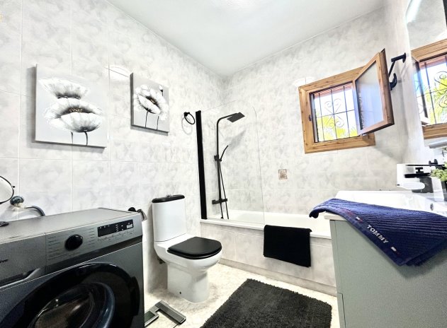 Reventa - Casa adosada - Playa Flamenca