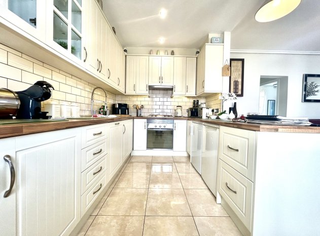 Wiederverkauf - Villa - Villamartin - Villamartín