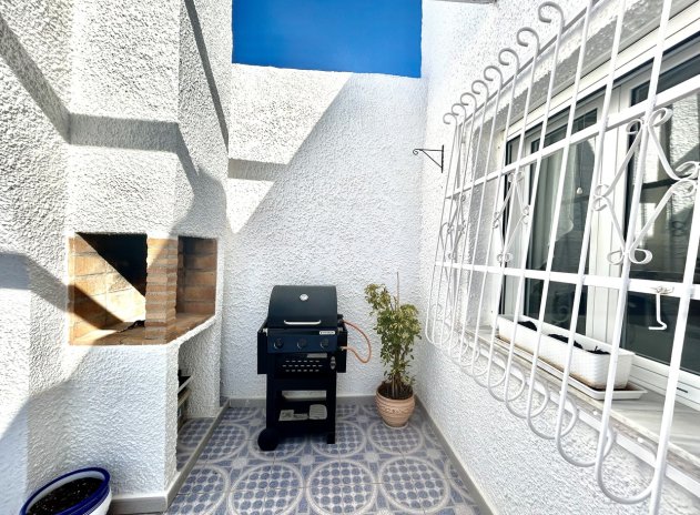 Wiederverkauf - Villa - Villamartin - Villamartín