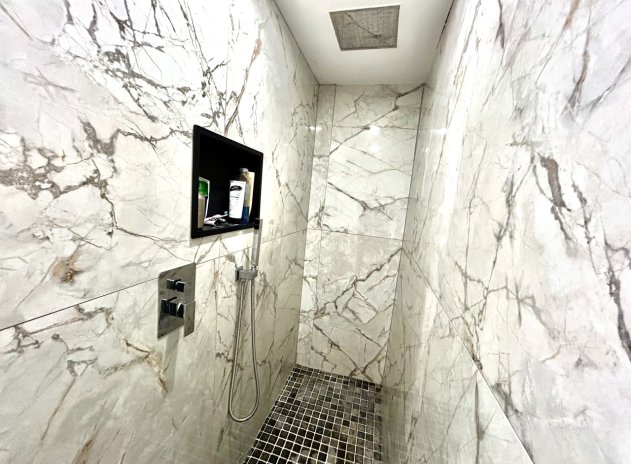 Revente - Maison mitoyenne - San Miguel de Salinas