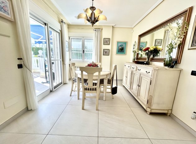 Reventa - Villa - Pinar de Campoverde