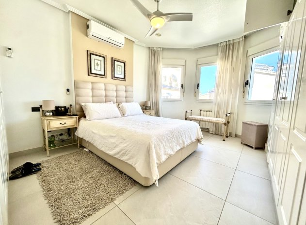 Reventa - Villa - Pinar de Campoverde