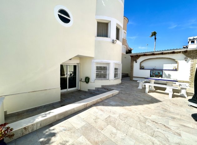 Reventa - Villa - Pinar de Campoverde