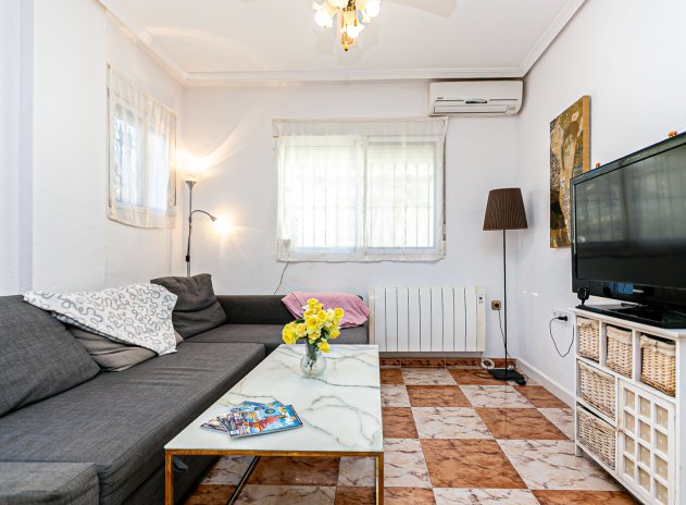 Herverkoop - Rijwoning - Playa Flamenca