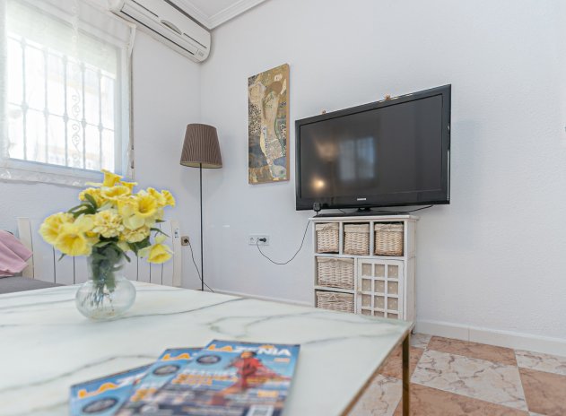 Herverkoop - Rijwoning - Playa Flamenca