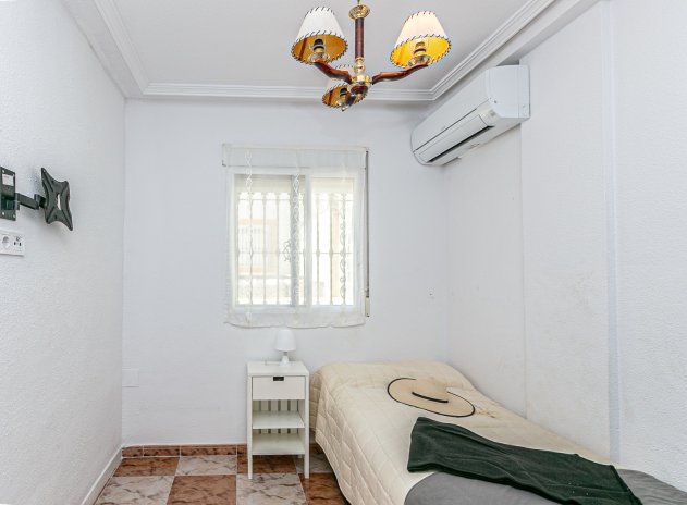 Herverkoop - Rijwoning - Playa Flamenca