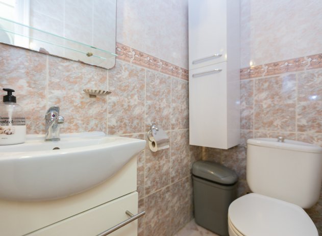 Herverkoop - Rijwoning - Playa Flamenca