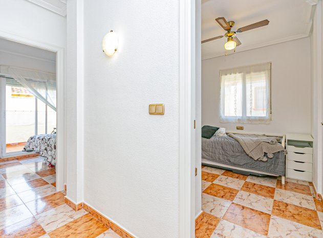 Herverkoop - Rijwoning - Playa Flamenca