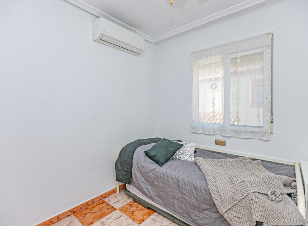 Herverkoop - Rijwoning - Playa Flamenca