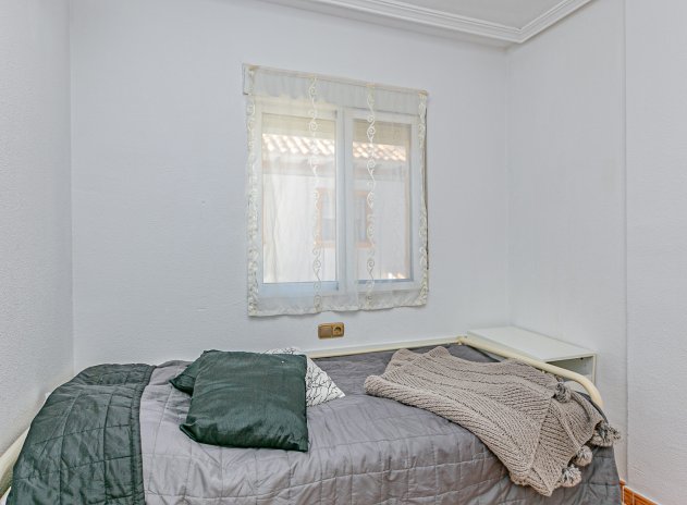 Herverkoop - Rijwoning - Playa Flamenca