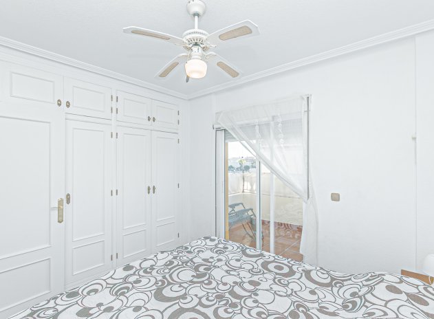 Herverkoop - Rijwoning - Playa Flamenca