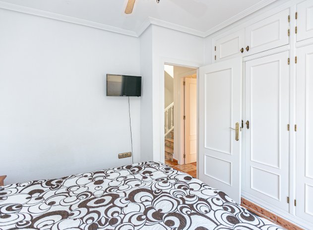 Herverkoop - Rijwoning - Playa Flamenca