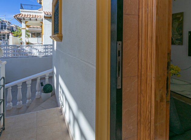 Herverkoop - Rijwoning - Playa Flamenca