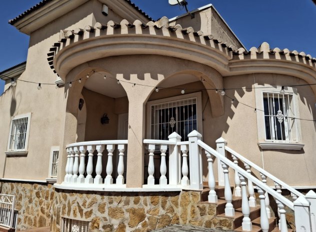 Herverkoop - Villa - Ciudad Quesada - Doña Pepa