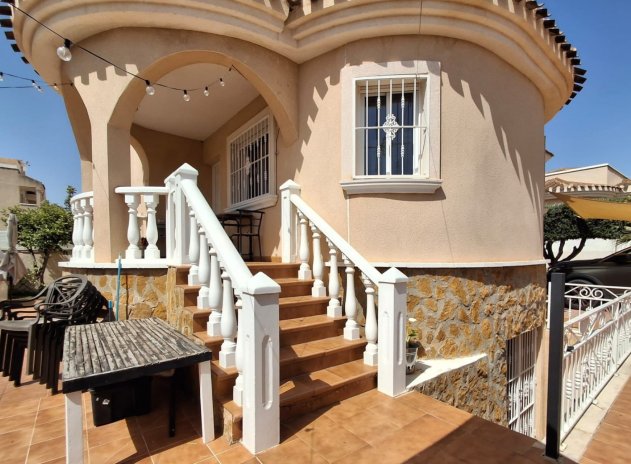 Herverkoop - Villa - Ciudad Quesada - Doña Pepa