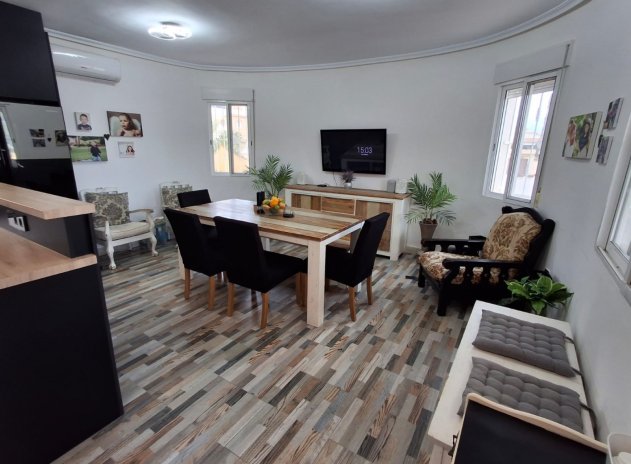 Herverkoop - Villa - Ciudad Quesada - Doña Pepa