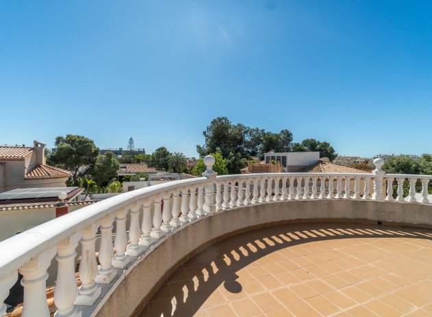 Herverkoop - Villa - Orihuela Costa - La Zenia