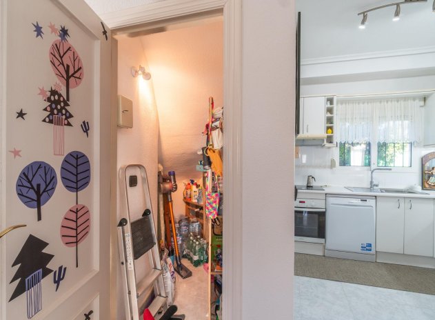 Herverkoop - Villa - Orihuela Costa - La Zenia