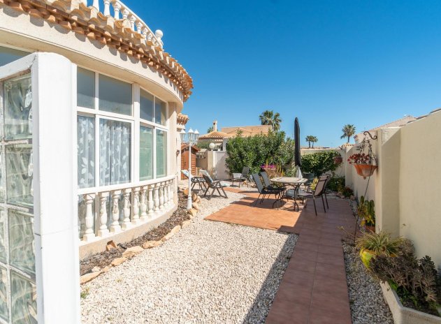 Herverkoop - Villa - Orihuela Costa - La Zenia
