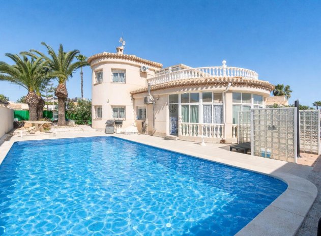 Herverkoop - Villa - Orihuela Costa - La Zenia