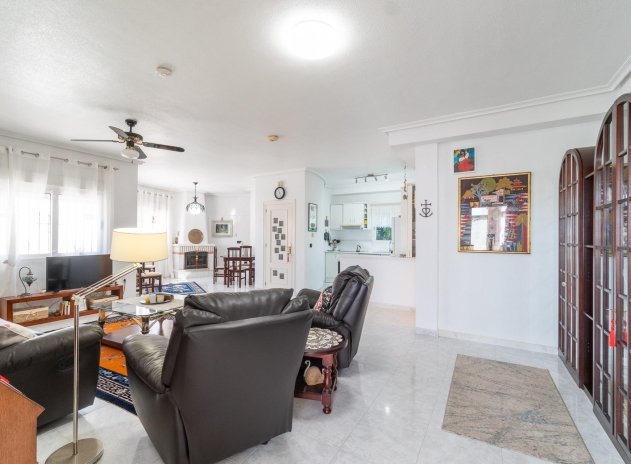 Herverkoop - Villa - Orihuela Costa - La Zenia