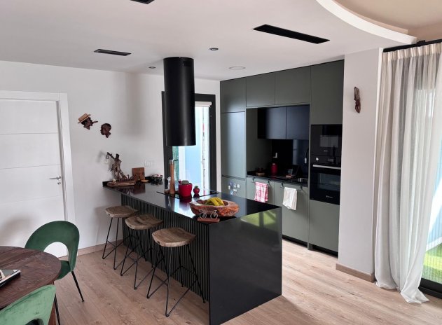 Herverkoop - Rijwoning - Los Montesinos - La Herada