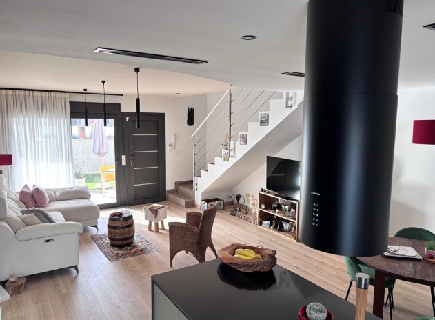 Herverkoop - Rijwoning - Los Montesinos - La Herada