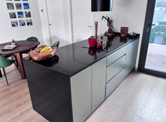 Herverkoop - Rijwoning - Los Montesinos - La Herada