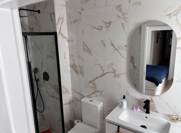 Herverkoop - Rijwoning - Los Montesinos - La Herada