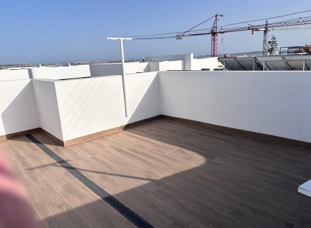 Herverkoop - Rijwoning - Los Montesinos - La Herada