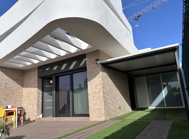 Herverkoop - Rijwoning - Los Montesinos - La Herada