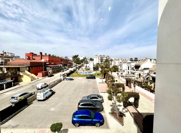 Resale - Apartment / Flat * - Villamartin * - Villamartín * 