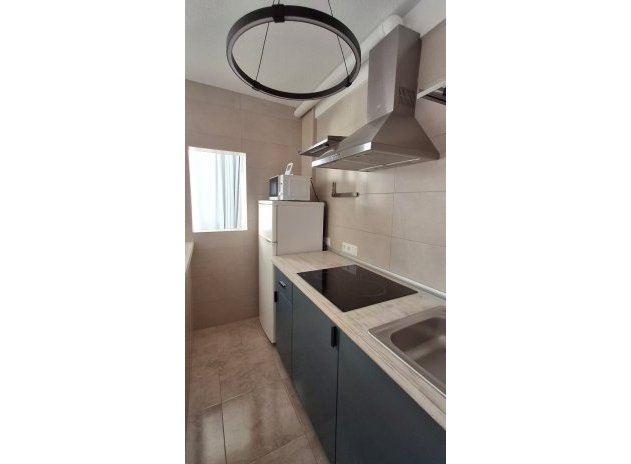Resale - Apartment / Flat * - La Mata *