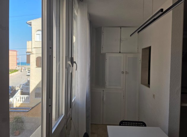 Resale - Apartment / Flat * - La Mata *