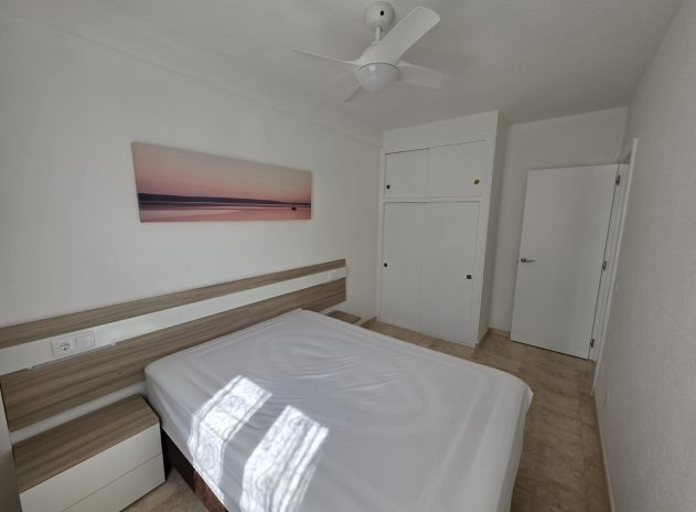 Resale - Apartment / Flat * - La Mata *