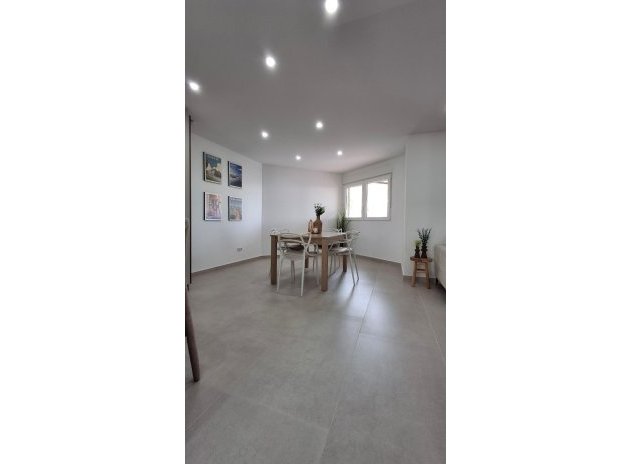 Herverkoop - Appartement - Torrevieja - Playa Acequion