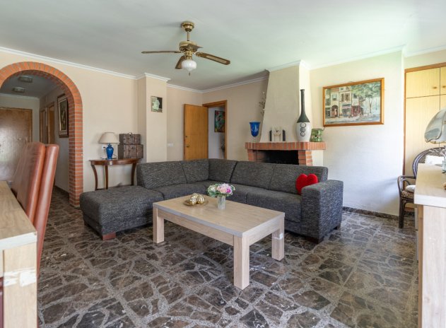 Herverkoop - Finca / Plattelands Woning - Bocairent - Valencia