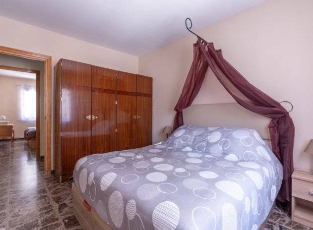 Herverkoop - Finca / Plattelands Woning - Bocairent - Valencia