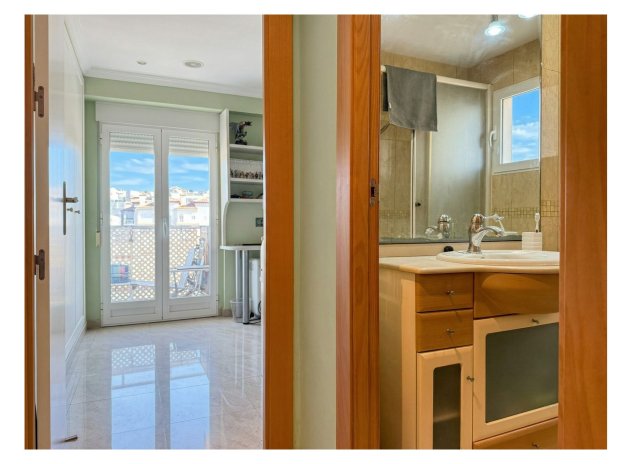 Reventa - Apartamento / Piso - Santa Pola