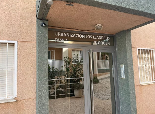 Revente - Appartement - Torrevieja - Cabo cervera